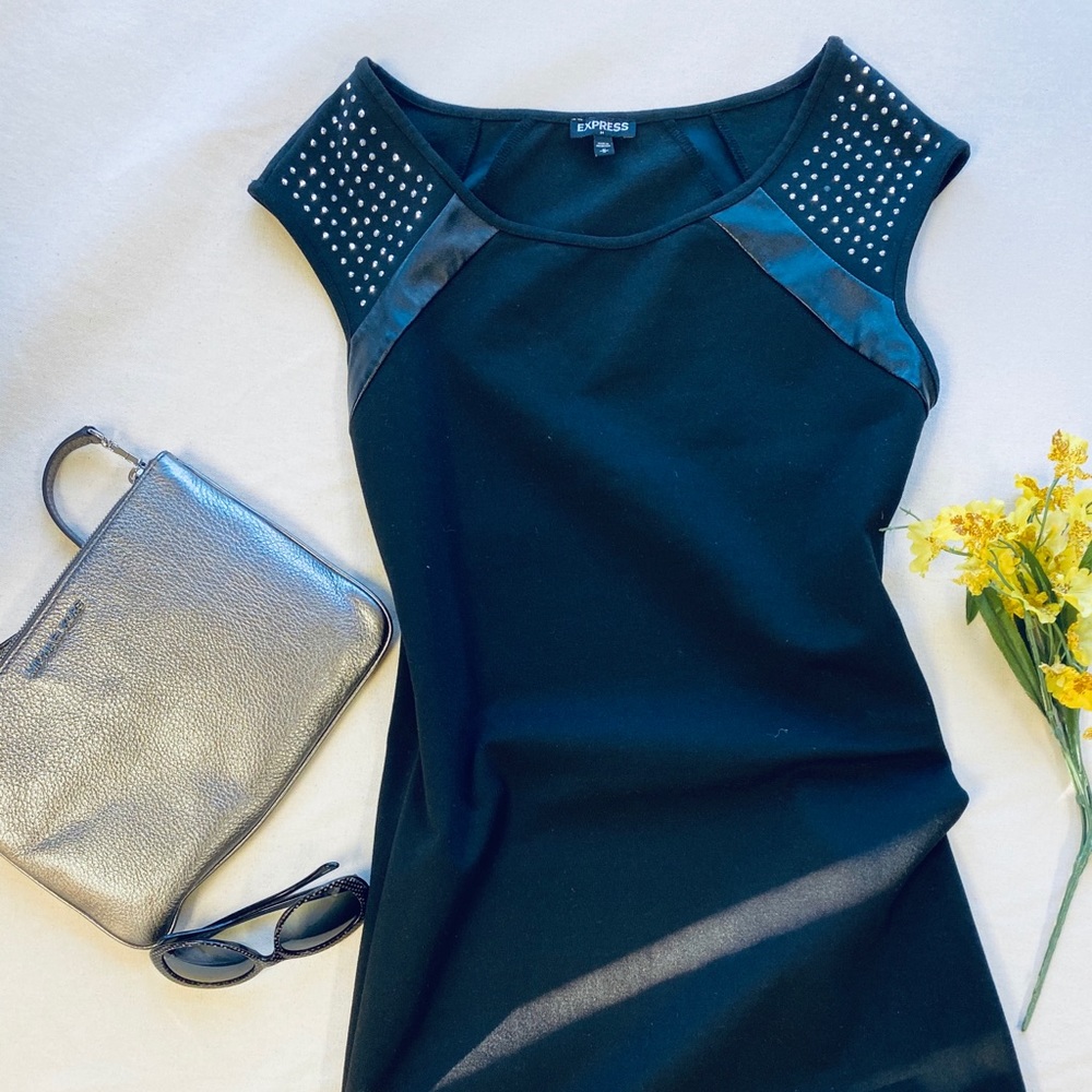 Mini black dress